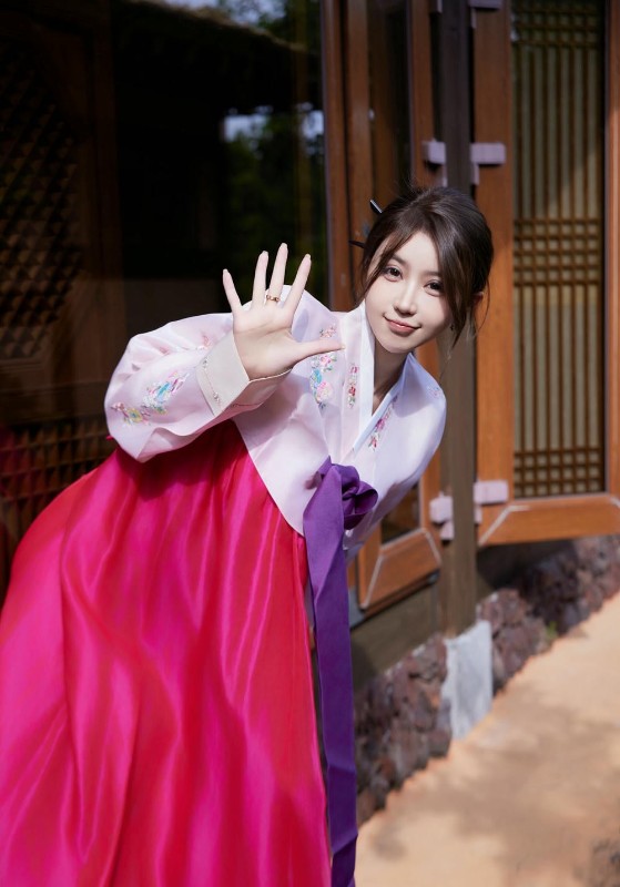 Người đẹp mặc Kimono cực đáng yêu