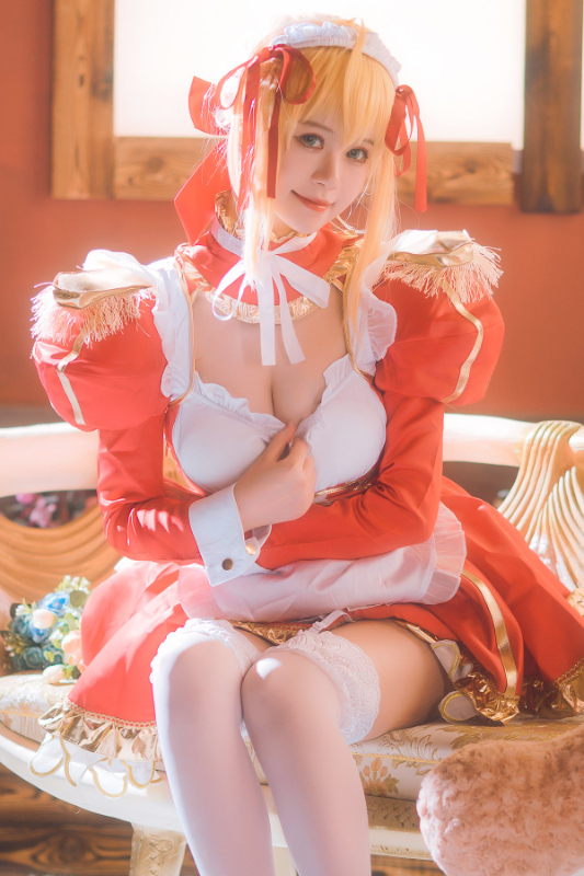 Ảnh cosplay hầu gái gợi cảm - Kanoko Chitanda