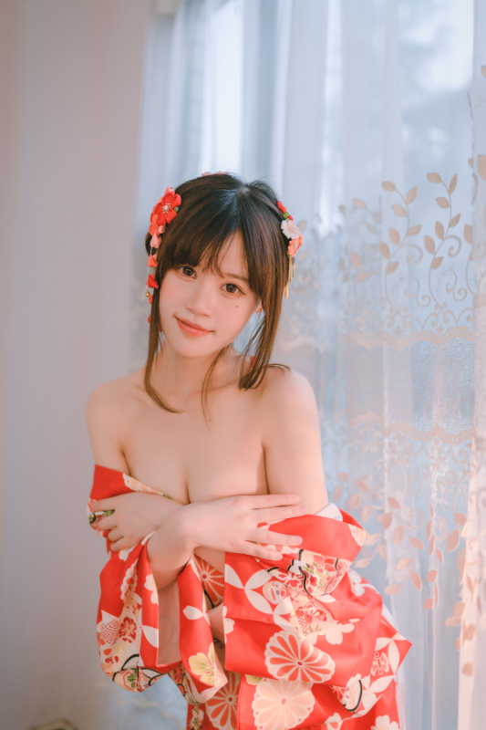 Ảnh đẹp Kanoko Chitanda diện Kimono Nhật