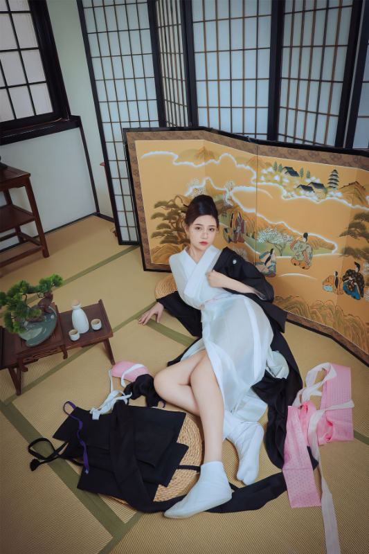 Bộ ảnh Kimono góa phụ trẻ - Nian Nian